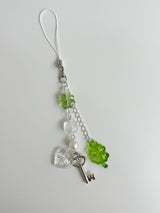 GREEN CLOVER KEY CHAIN