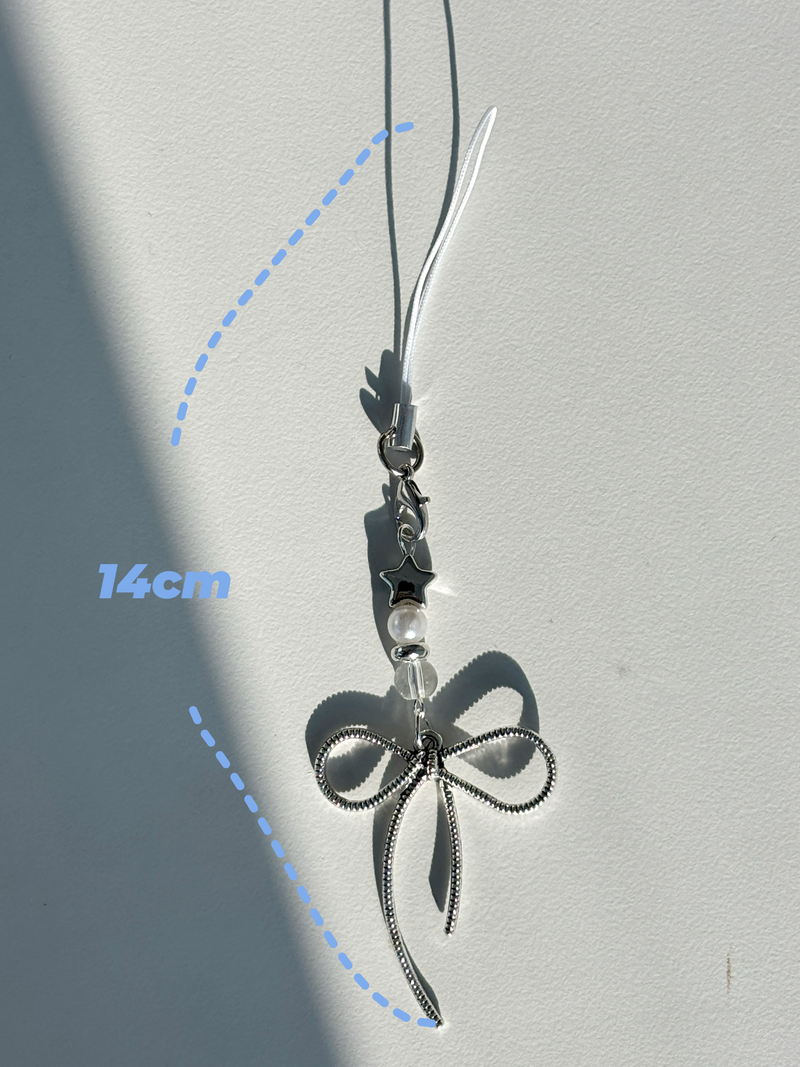 METALLIC RIBBON KEY CHAIN