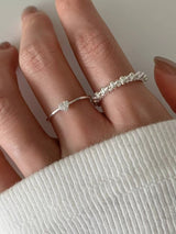 PEDDLE HUG RING