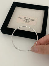 ESSENTIAL BANGLE