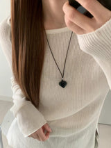 LOVE ME NOT NECKLACE