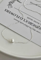 NOVA MATTE BALL NECKLACE
