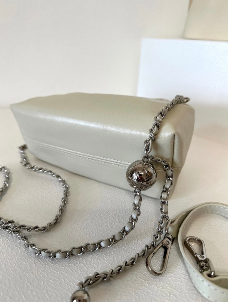 GLEAM LEATHER BAG