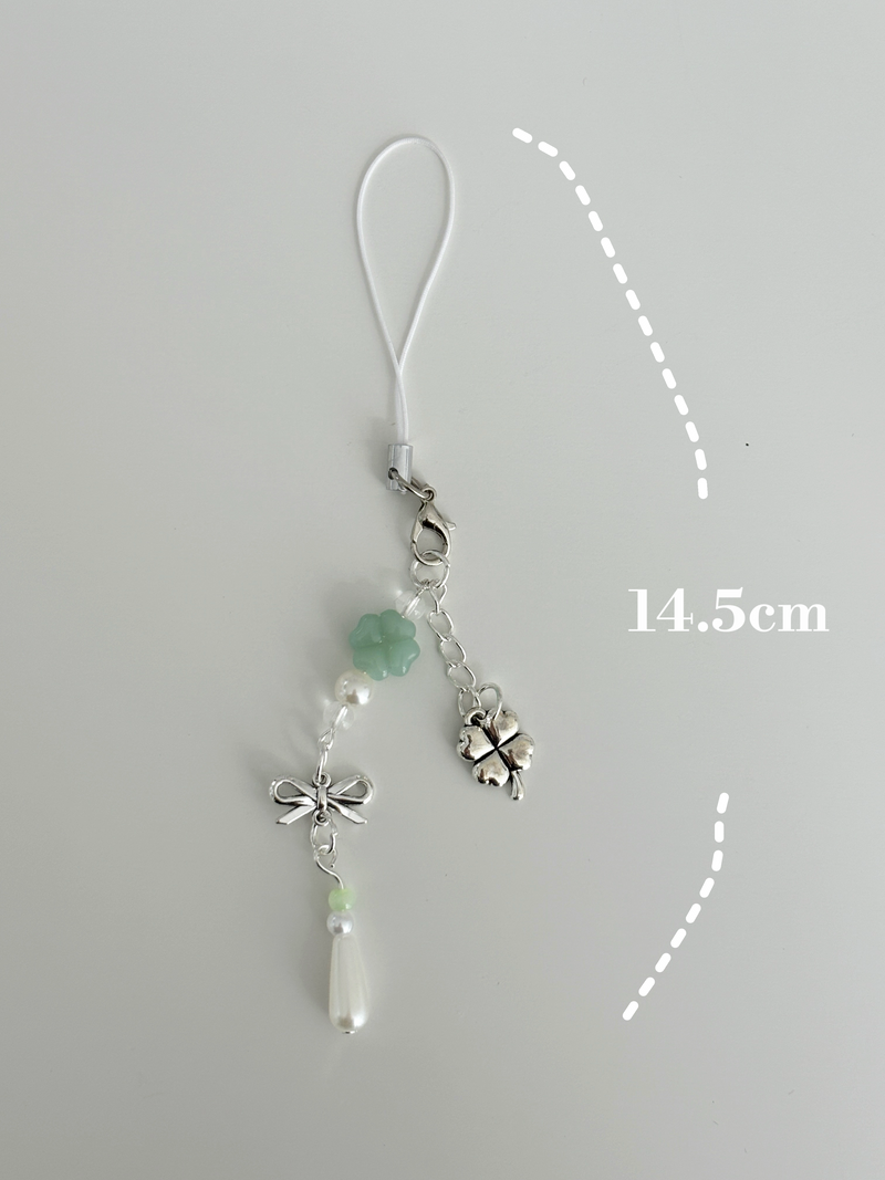 GREEN SILVER CLOVER KEY CHAIN