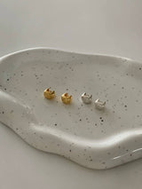 BOLD SQUARE HOOP EARRINGS