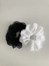 LACE FLUTTER HAIR SCRUNCH