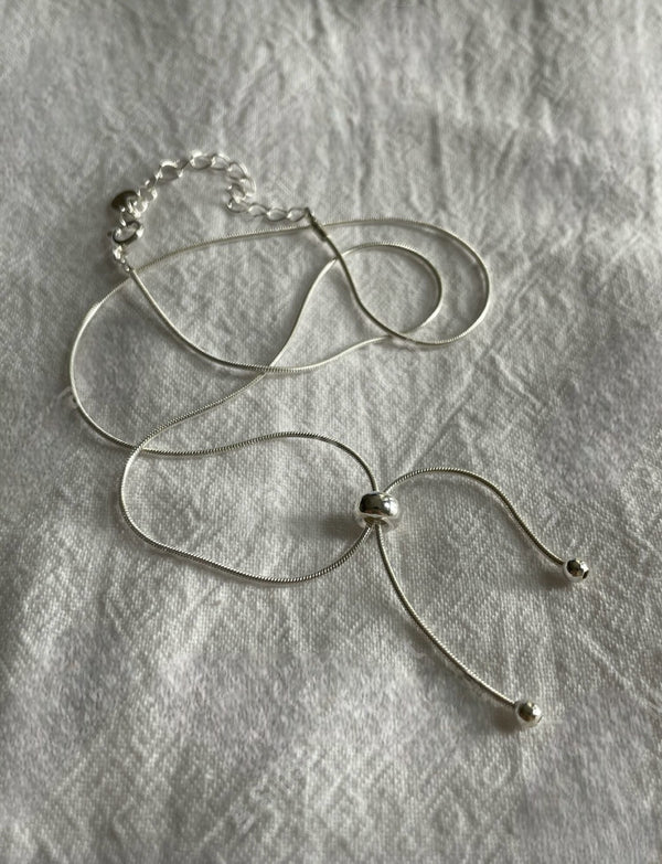 ANI RIBBON NECKLACE