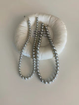 EBON ELEGANCE NECKLACE