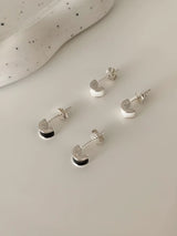 CURVE SILVER EARRINGS