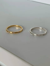 LUNA CUBIC RING