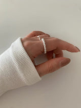 PEDDLE HUG RING