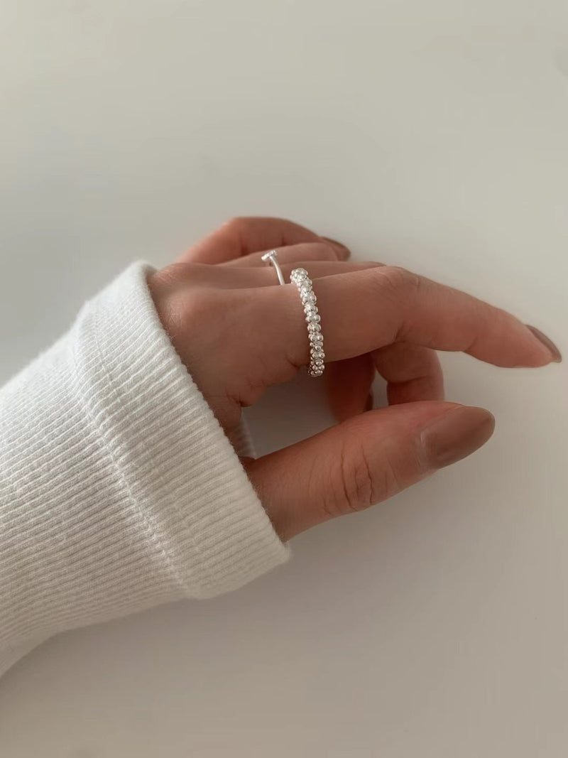 PEDDLE HUG RING