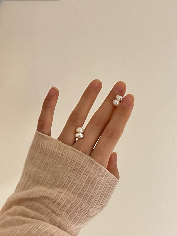 HADLY EARRINGS