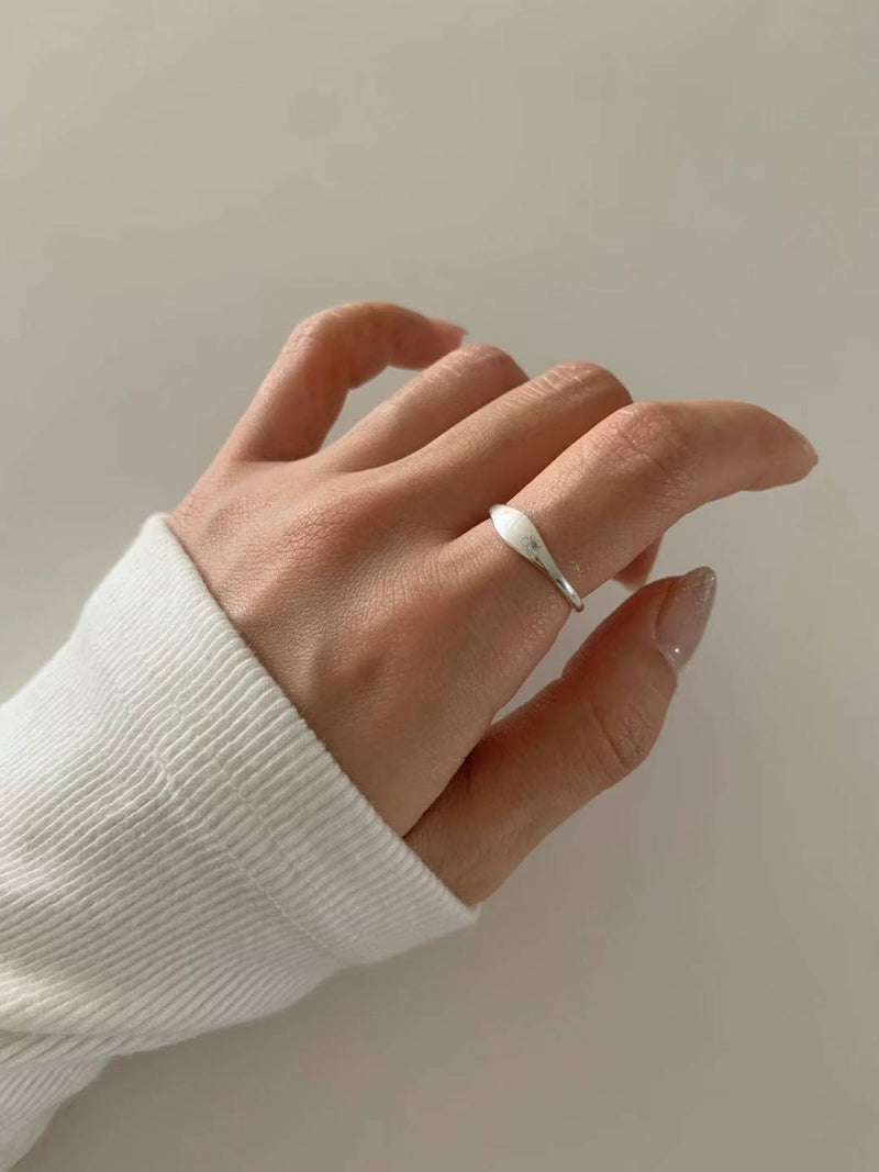 OVAL POINT RING