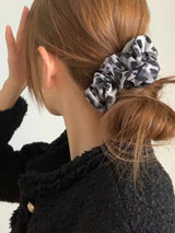 LEOPARD HAIR SCRUNCH