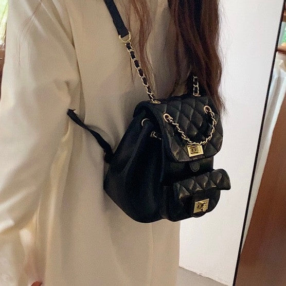 QUILTING CHAIN BACKPACK