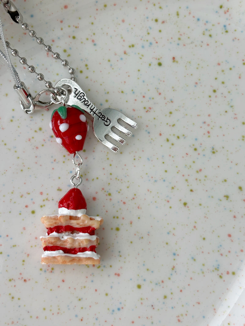 RED CAKE KEY CHAIN