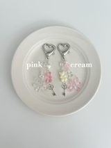 BEAR RIBBON KEY CHAIN