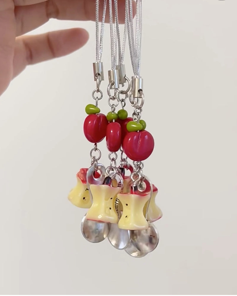 APPLE N SPOON KEY CHAIN