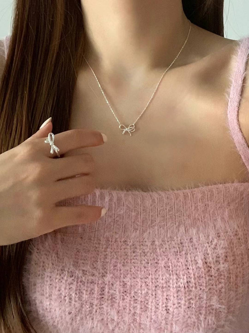 VELY RIBBON OEN RING