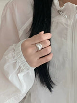 SCULPTED CURVE RING