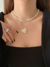 ROSHU PEARL NECKLACE