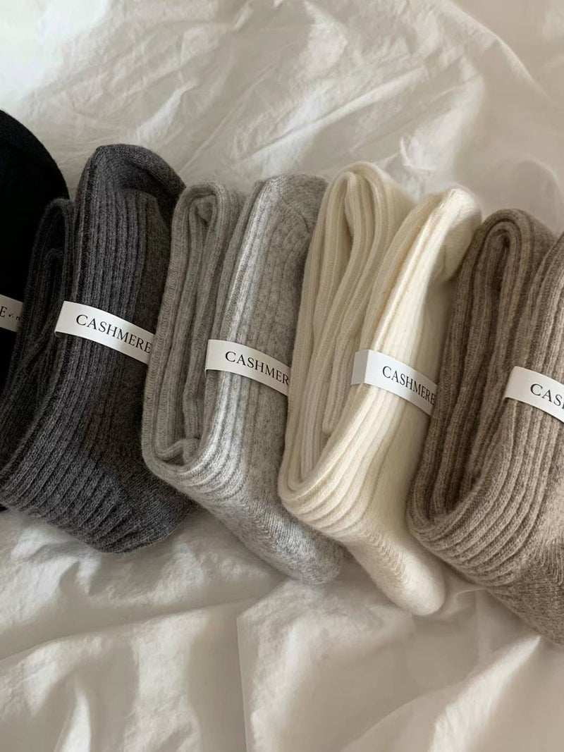 CASHMERE WOOL SOCKS