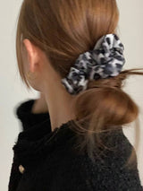 LEOPARD HAIR SCRUNCH