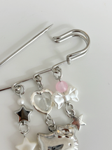 KITTY STAR PIN