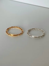 TWIST EMMY RING