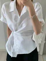 CLEAR BLOOM NECKLACE