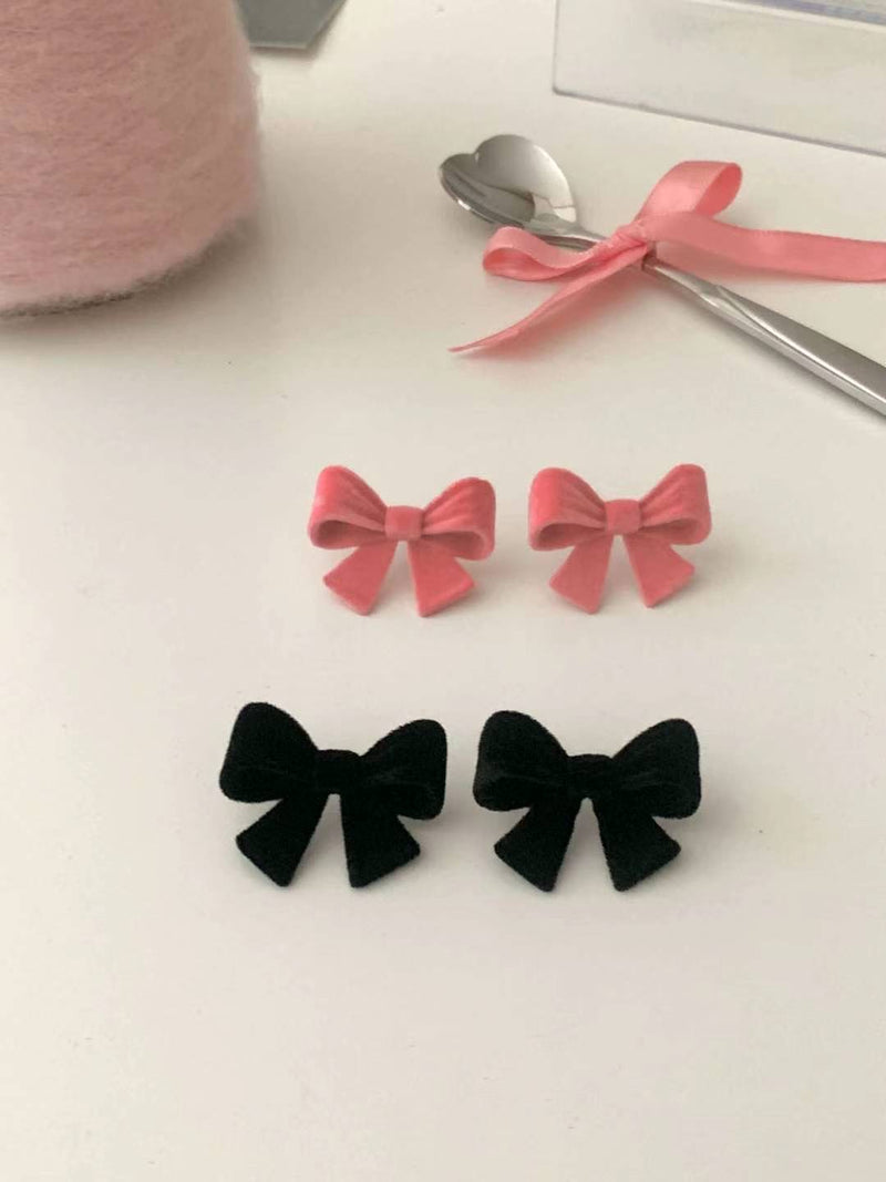 VELVET RIBBON EARRINGS