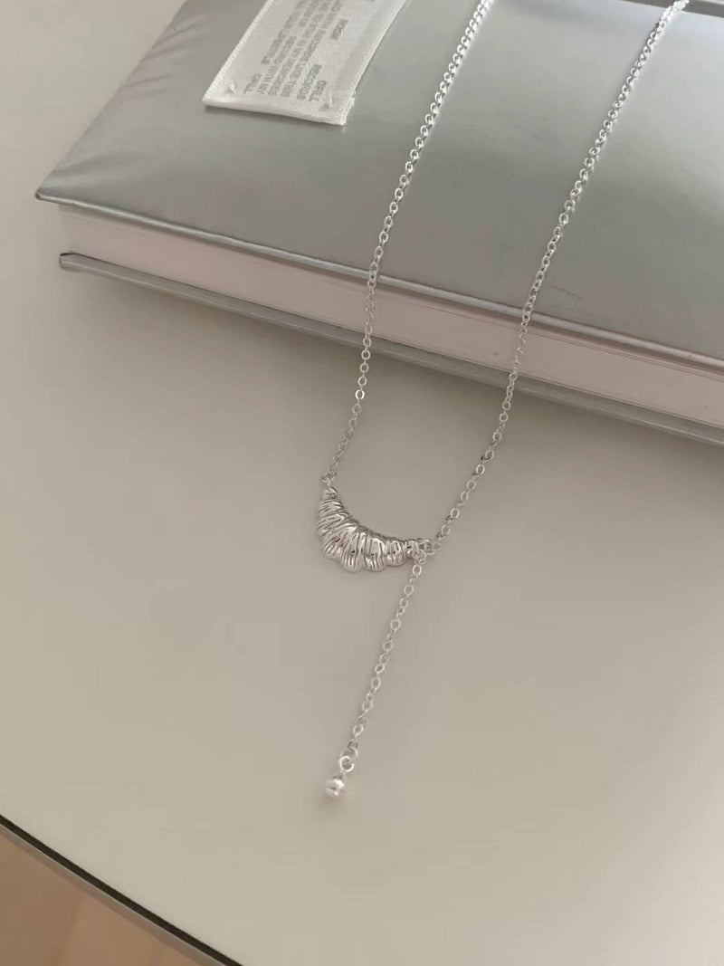CRUSHENT NECKLACE