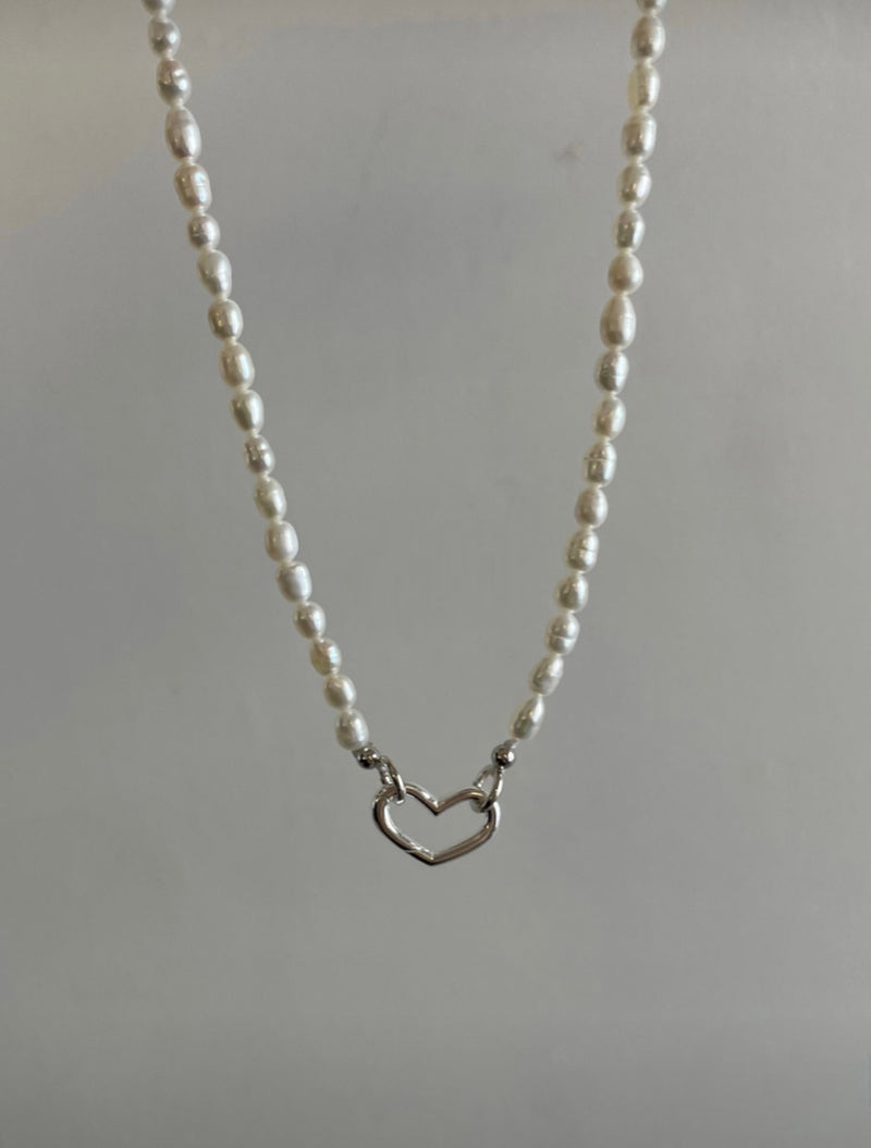 LOVE PEARL NECKLACE