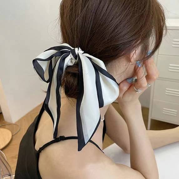 SATIN SCARF HAIR TIE