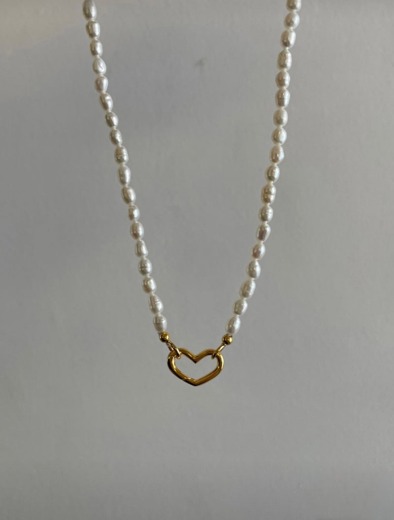 LOVE PEARL NECKLACE