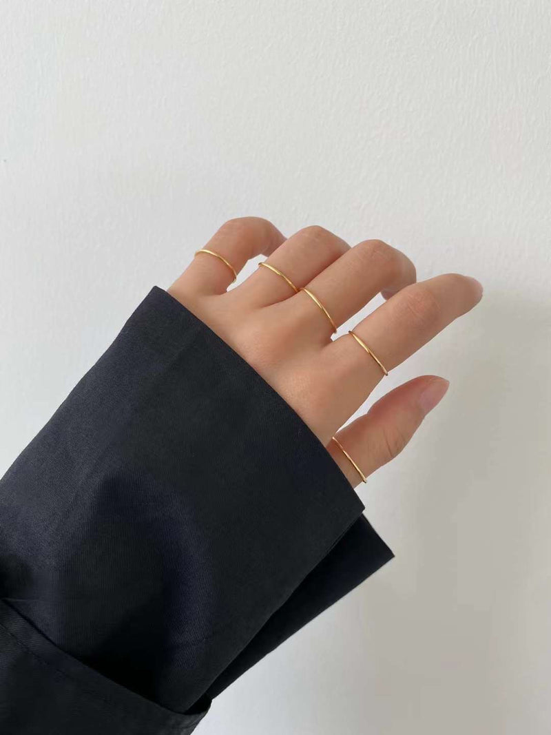 EVERYDAY SIMPLE RING