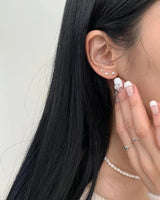 SILVER LINE EARRINGS