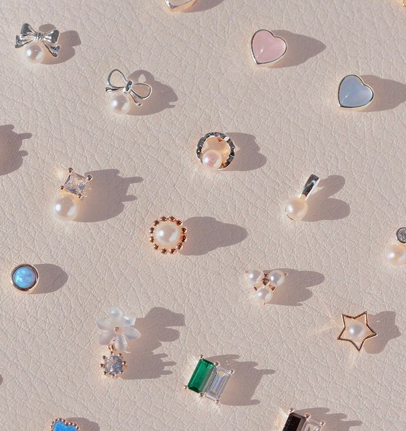 SQUARE CUBIC PEARL PIERCING