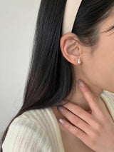 RABBIT PEARL EARRINGS