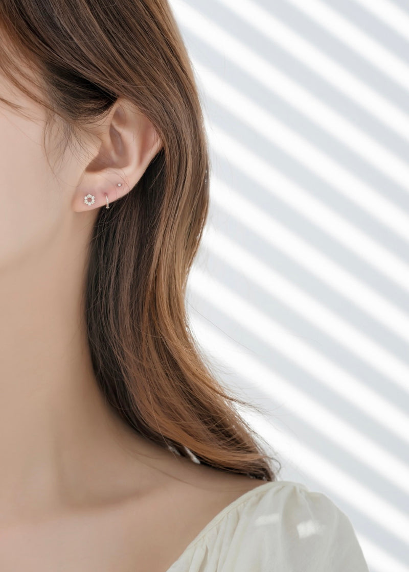 Petite Flower Piercing