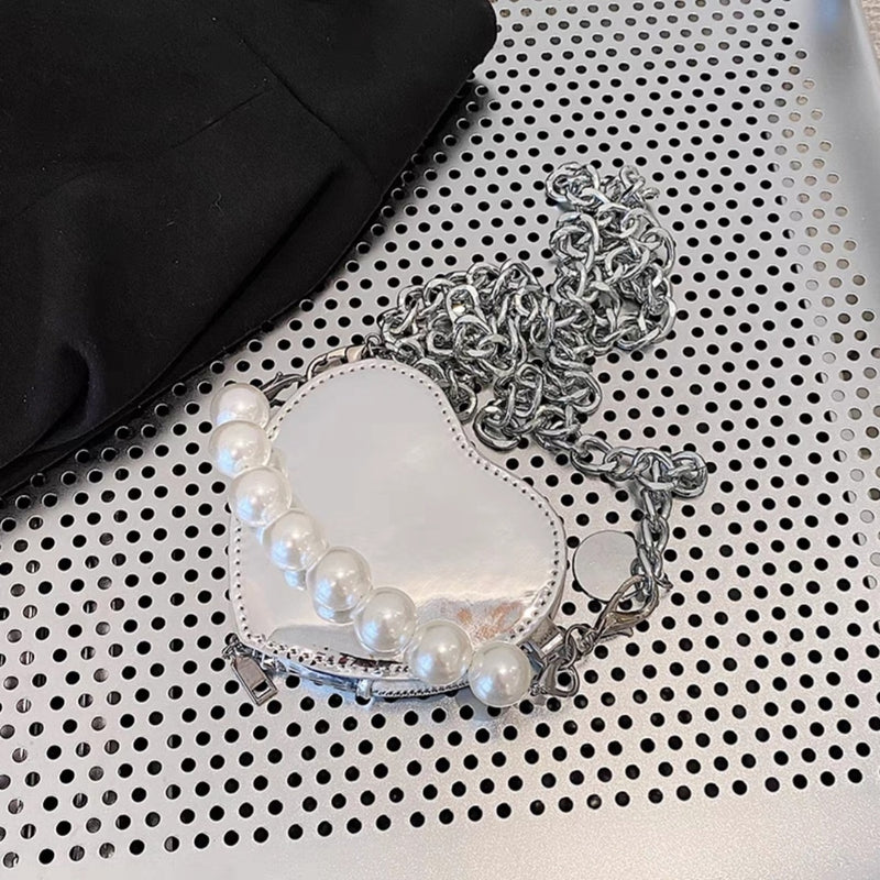 PEARL CHAIN HEART PURSE