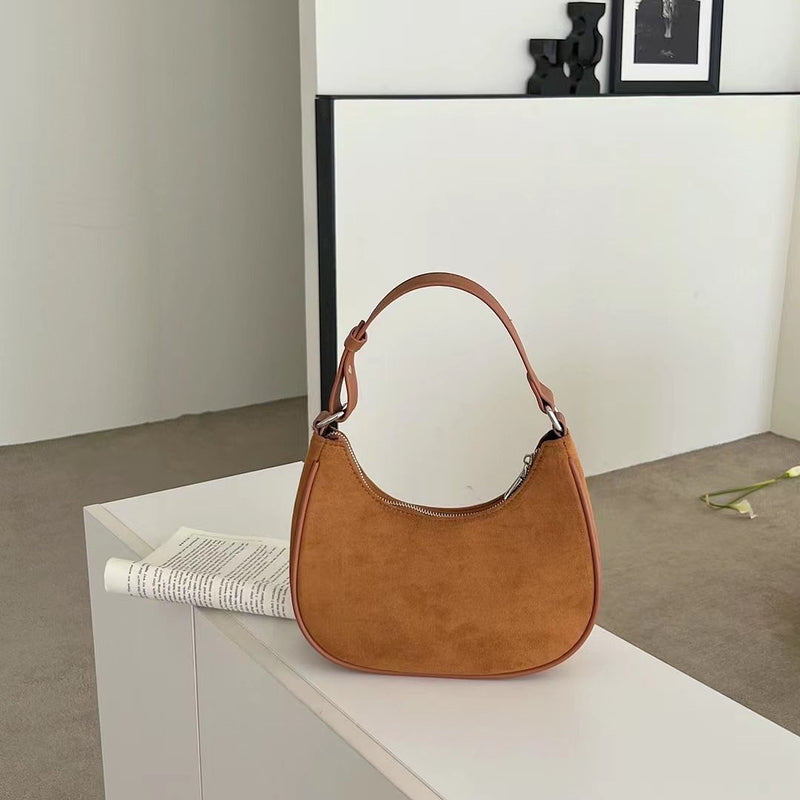 SUEDE HOBO BAG [Black]