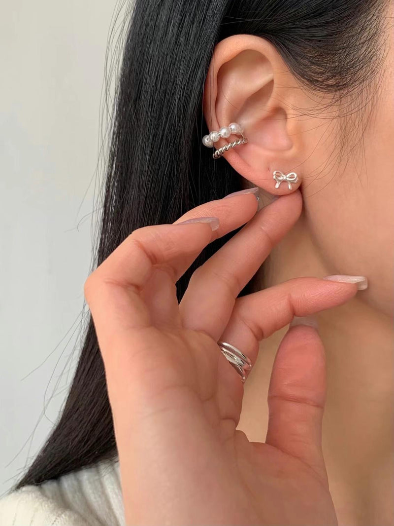 MINI RIBBON EARRINGS