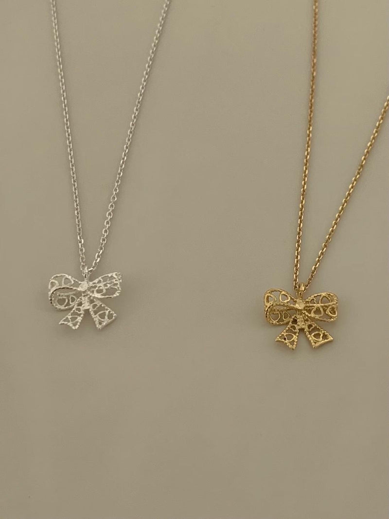 LACE RIBBON NECKLACE