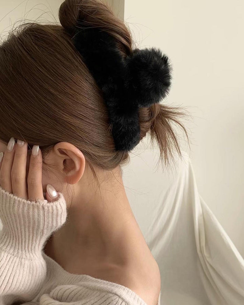 BIG ROUND FUR CLIP