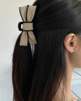 LEATHER RIBBON CLIP