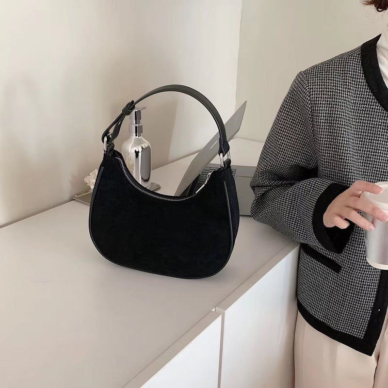 SUEDE HOBO BAG [Black]