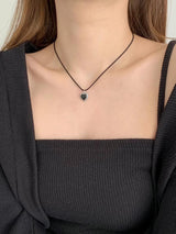 VINTAGE HEART NECKLACE