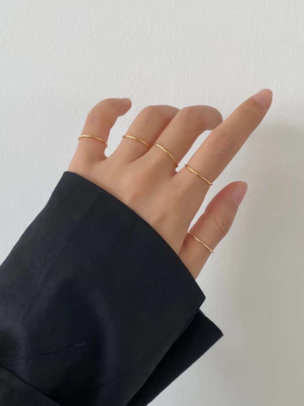 EVERYDAY SIMPLE RING